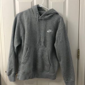nike sweatshirt